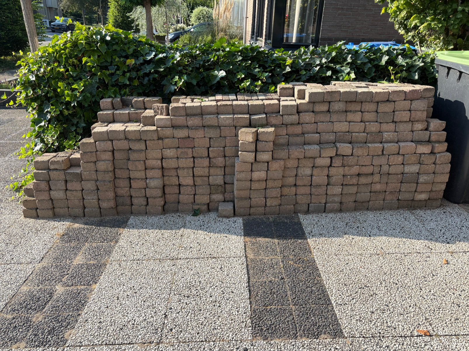 Straatsteentjes, koppelstones GRATIS, Tuin en Terras, Ophalen, Zo goed als nieuw, Beton, Klinkers