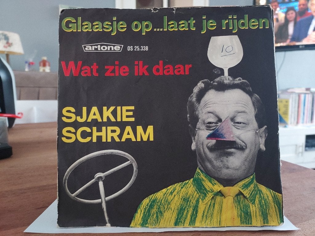 7" Single Sjakie Schram - Glaasje Op ... Laat Je Rijden / Wa, Cd's en Dvd's, Gebruikt, 7 inch, Ophalen of Verzenden, Overige typen