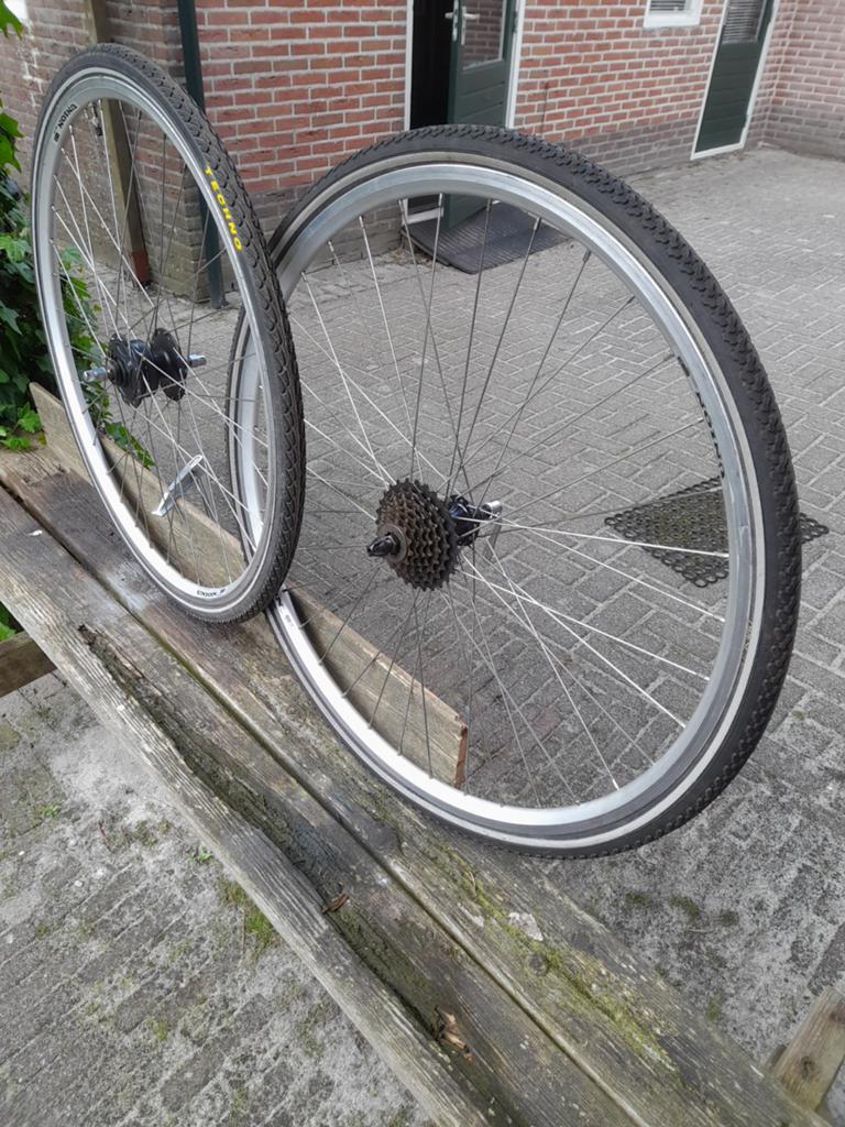 Zetwielen, Ophalen, Zo goed als nieuw