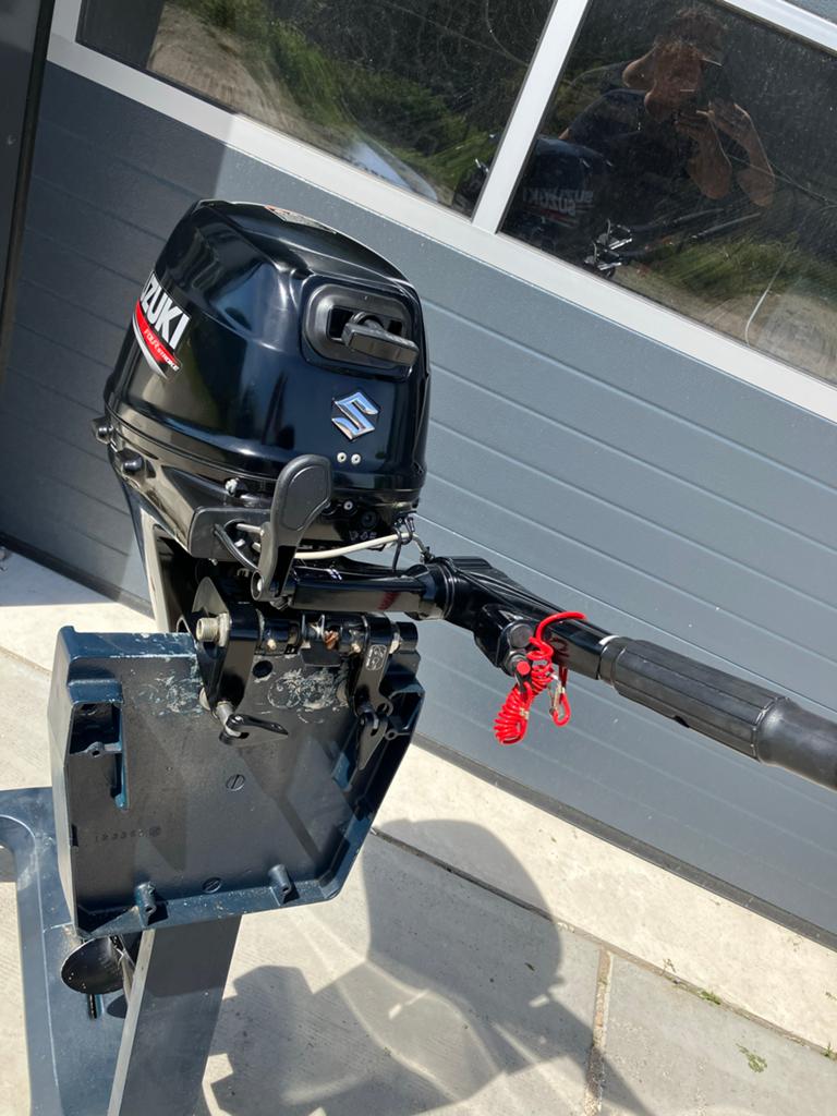 Suzuki 20 pk Langstaart Injectie Buitenboordmotor 2017, Ophalen, 10 tot 30 pk, Viertaktmotor, Zo goed als nieuw
