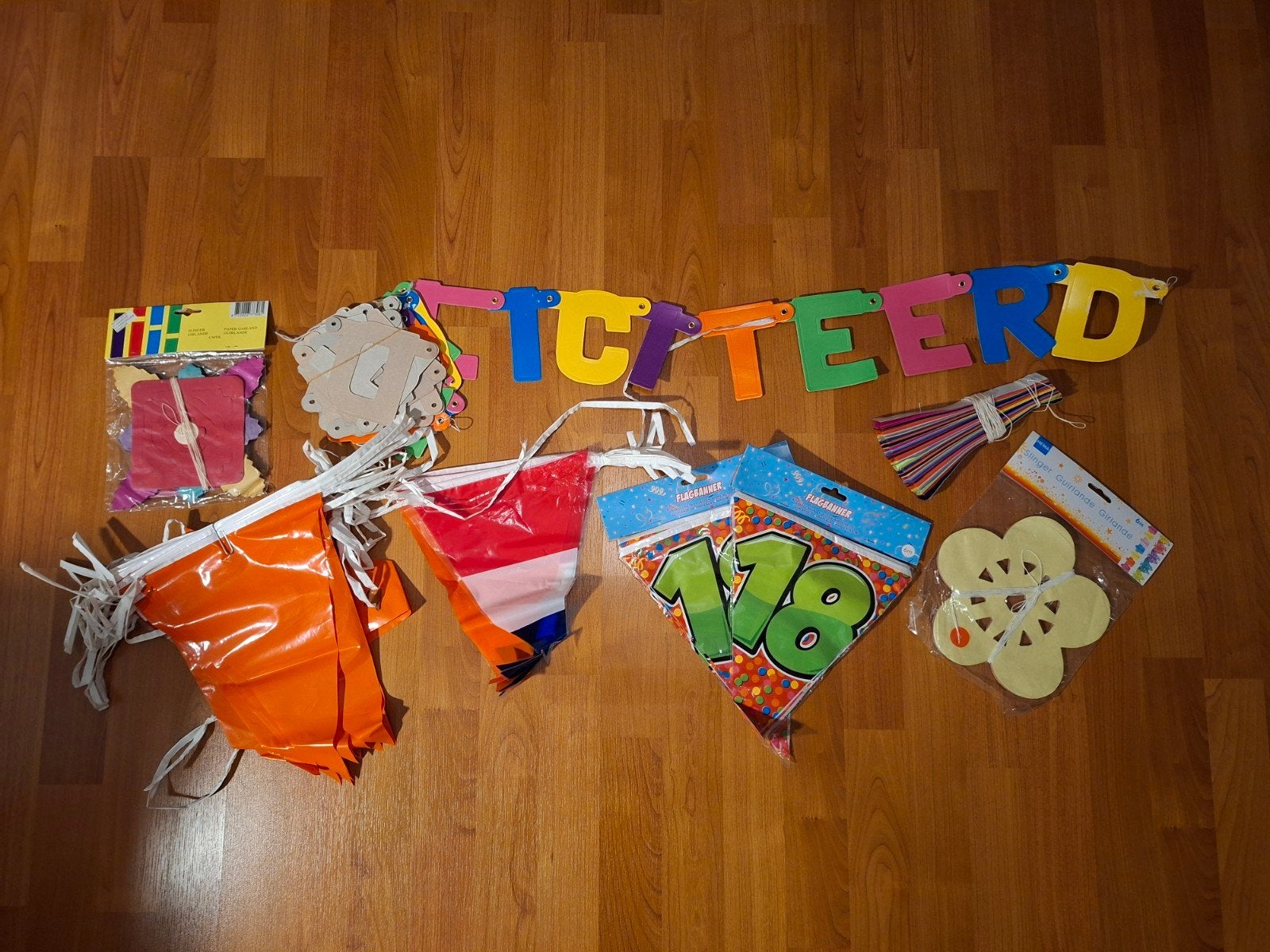Feestversiering, Hobby en Vrije tijd, Feestartikelen, Zo goed als nieuw, Versiering, Verjaardag, Ophalen of Verzenden