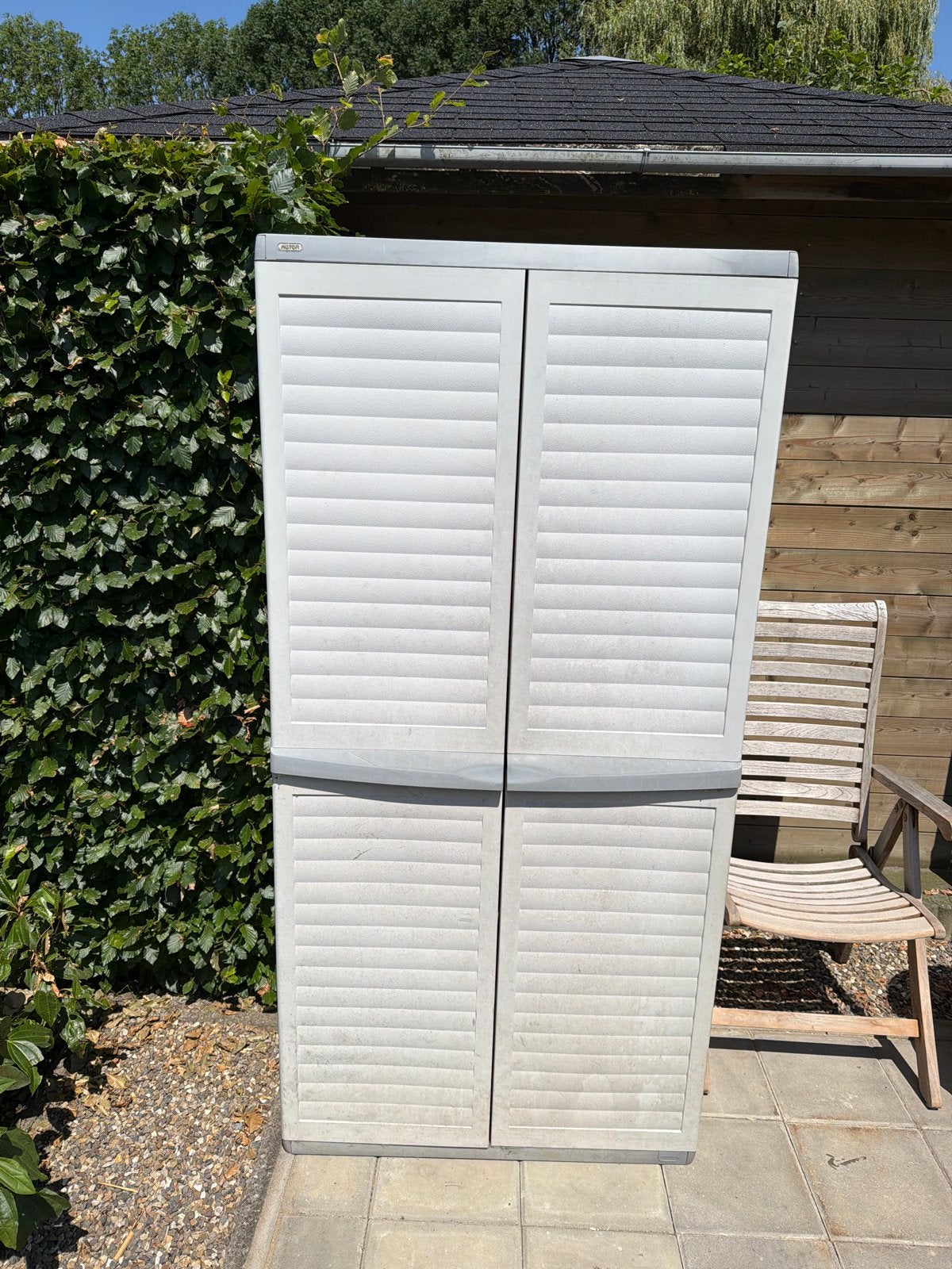 Keter Opbergkast Buiten - Kunststof Tuinkast, Tuin en Terras, Bergingen en Tuinkasten, Ophalen, Gebruikt, Kunststof, Overige typen
