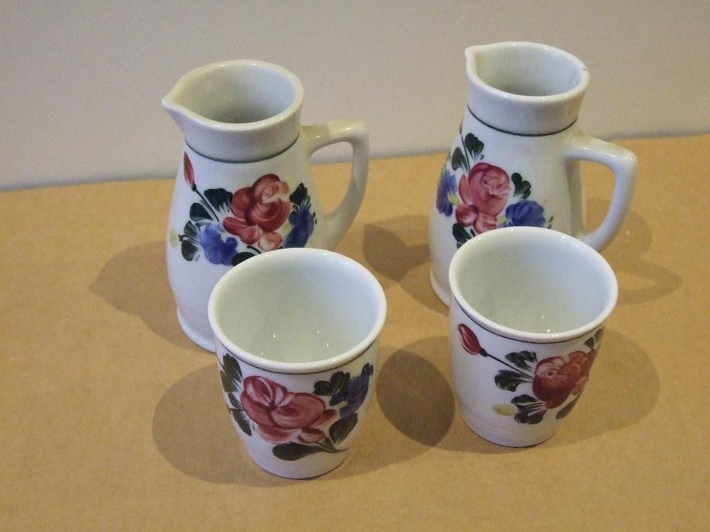 Gluhwein setje Oostenrijk 1 karaf + 2 bekertjes, Verzamelen, Ophalen of Verzenden, Zo goed als nieuw, Overige gebieden, Overige typen