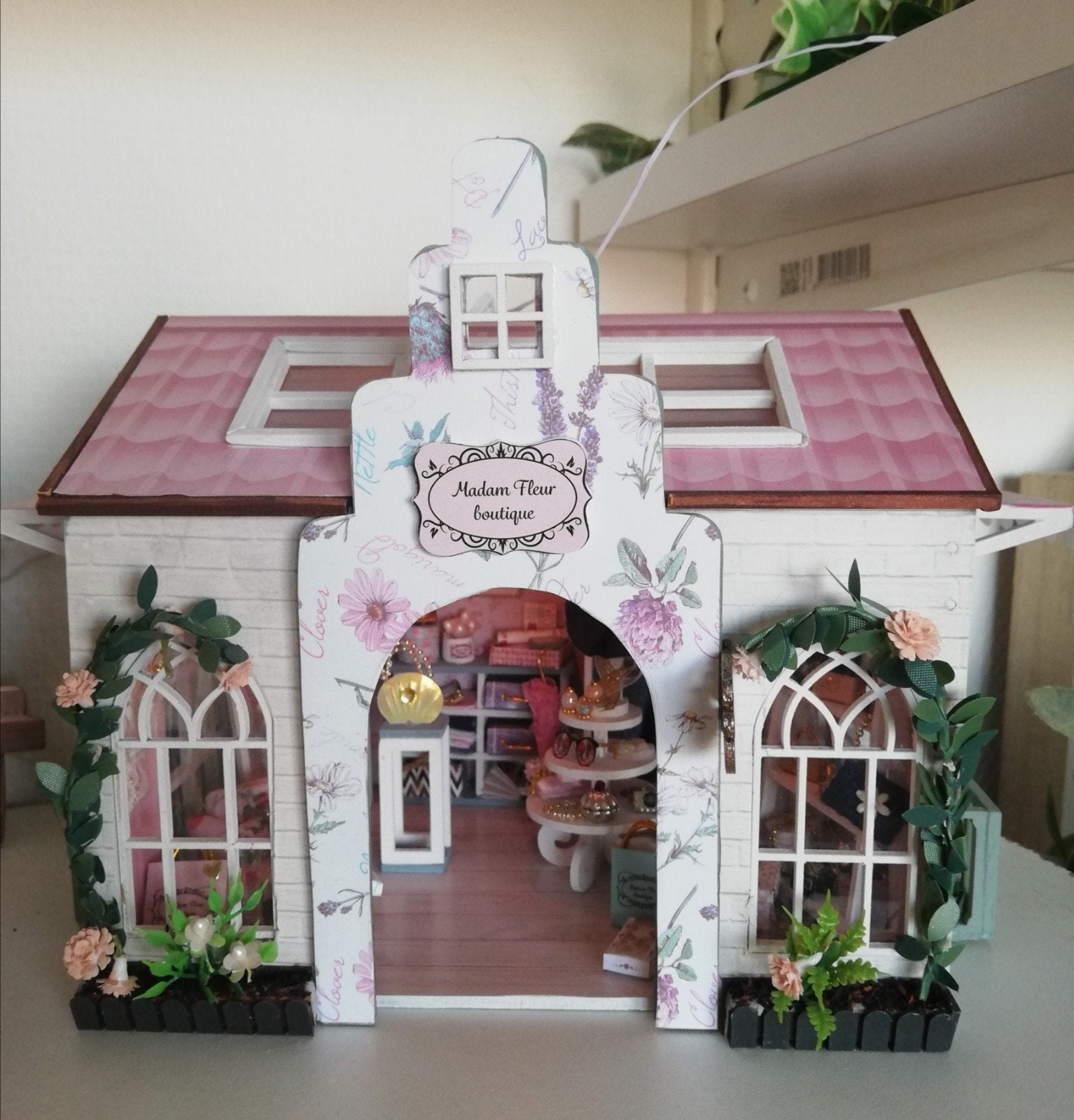 Madame Fleur boutique inclusief verzending, Ophalen of Verzenden, Zo goed als nieuw, Poppenhuis