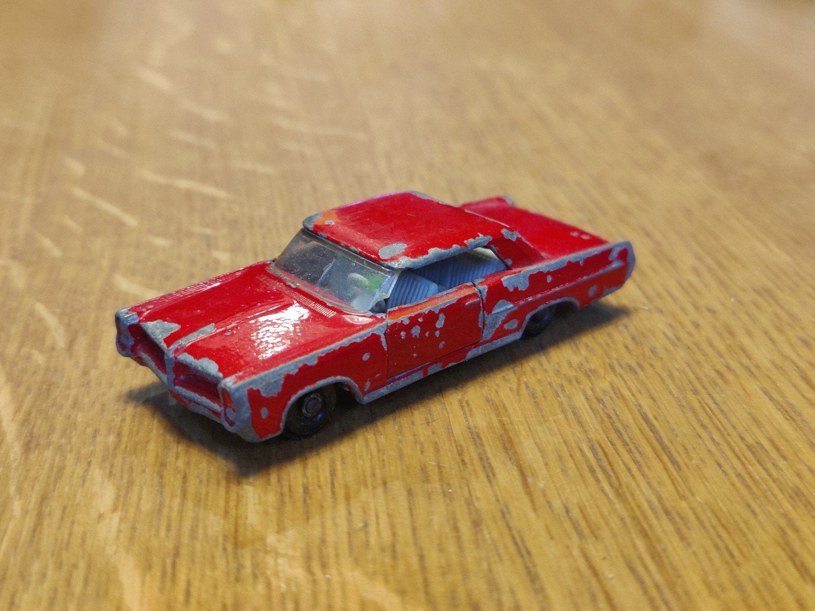 Matchbox Pontiac GP Sports Coupe ROOD, Ophalen of Verzenden