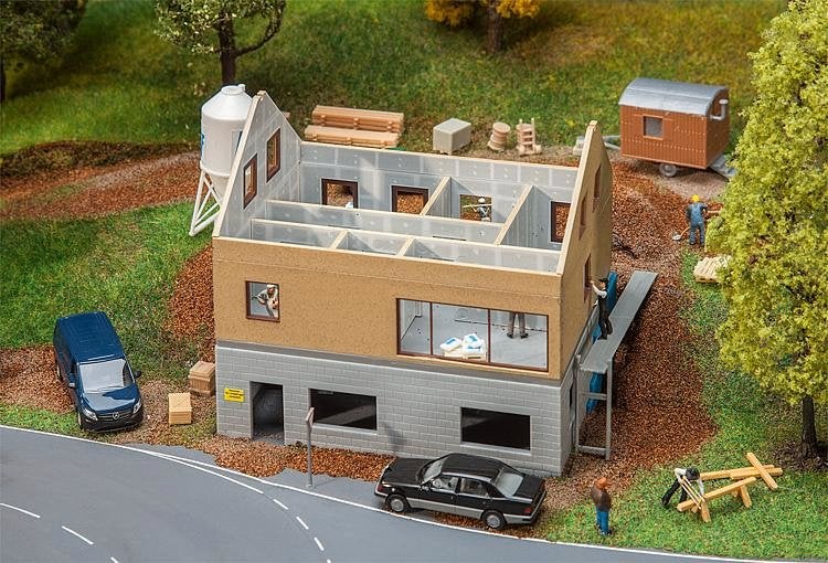 Faller Huis in Aanbouw 130559, Hobby en Vrije tijd, Overige merken, Gelijkstroom of Wisselstroom, Brug, Tunnel of Gebouw, Nieuw