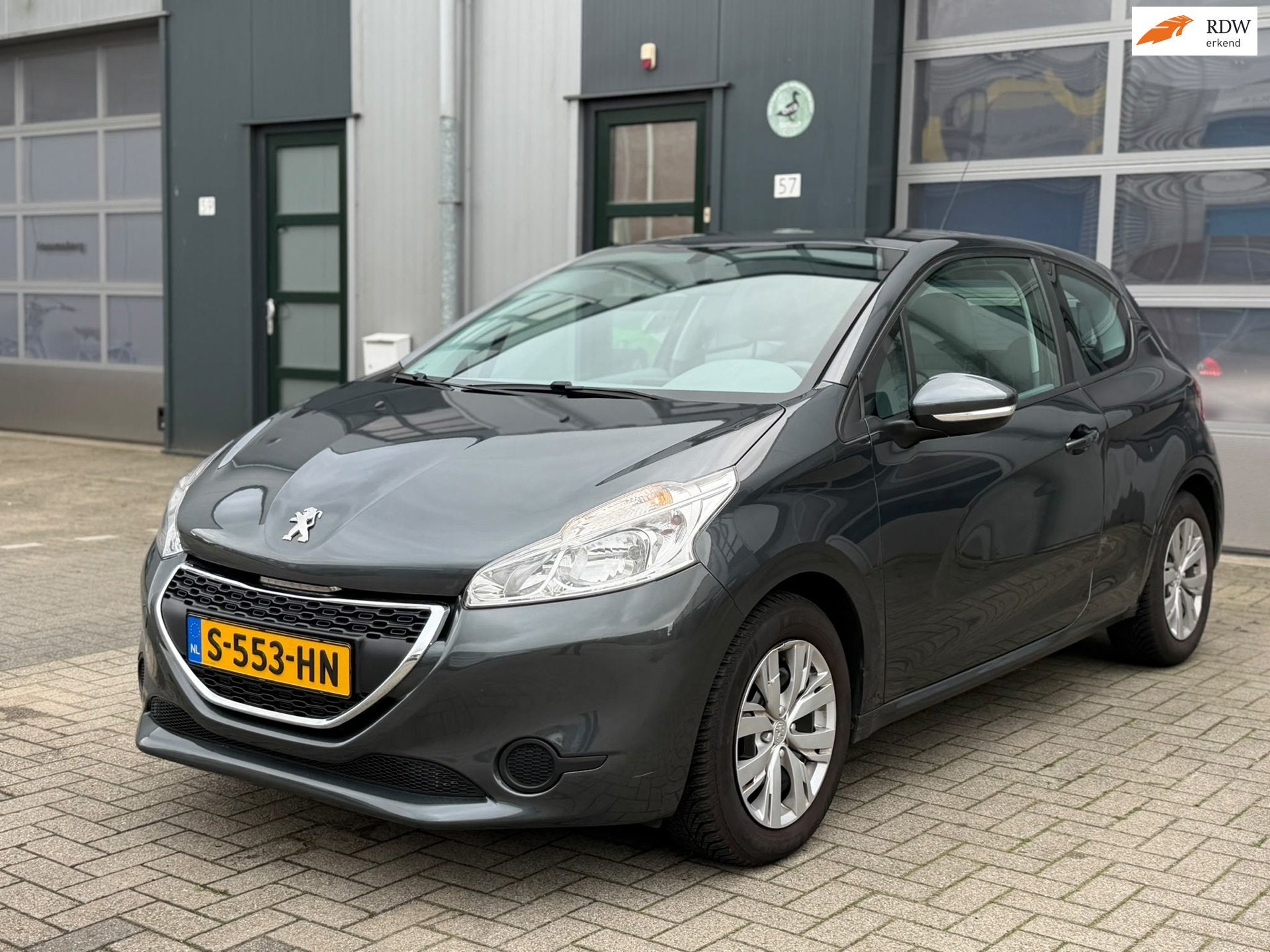 Peugeot 208 1.0 VTi LIKE |boekjes|NWE APK|Airco|Cruise, Auto's, Voorwielaandrijving, Gebruikt, 31 €/maand, 68 pk