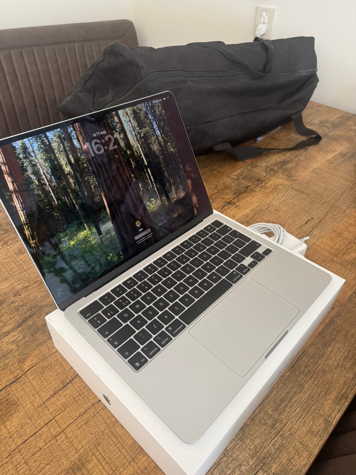 Apple macbook air m4 zilver 16gb batterij 100%, Ophalen, 256 GB, Qwerty, 13 inch
