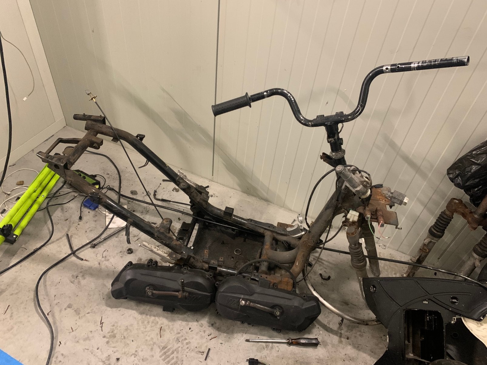 Sym mio frame, Ophalen, Zo goed als nieuw, Frame