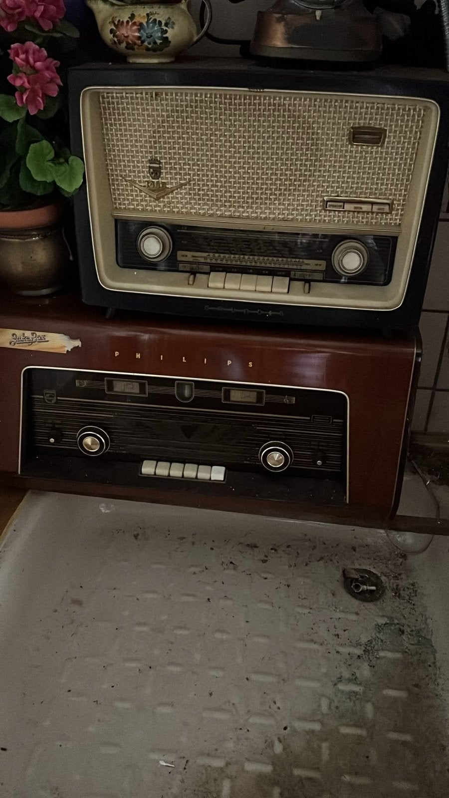 Vintage Radio's: Philips en onbekend model, Ophalen of Verzenden