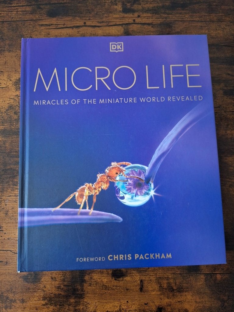 DK Micro Life: Miracles of the Miniature World (Topstaat), Verzenden, Zo goed als nieuw