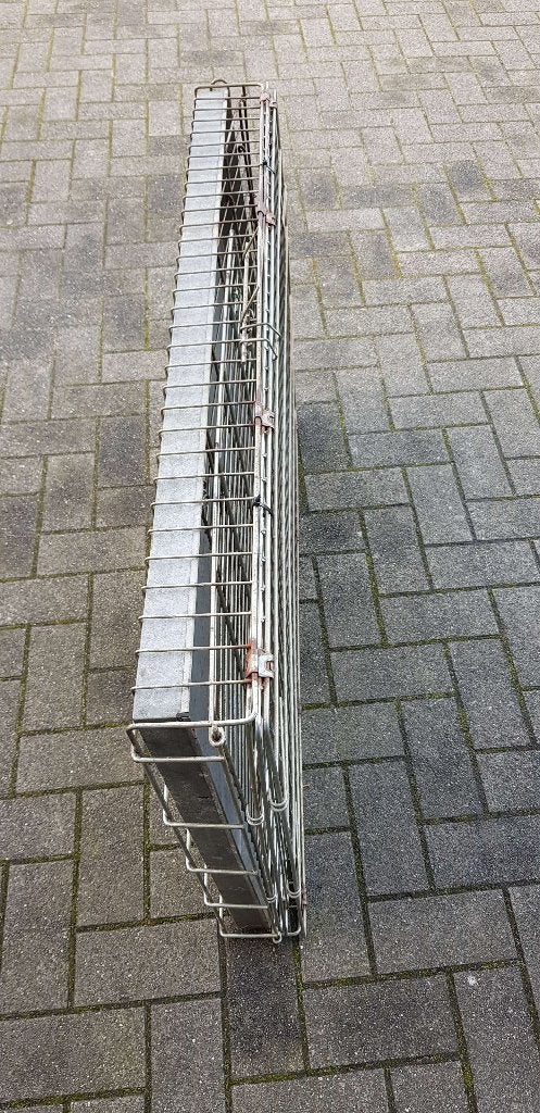Hondenbenches, stevig en in 4 maten te koop, Ophalen, Gebruikt
