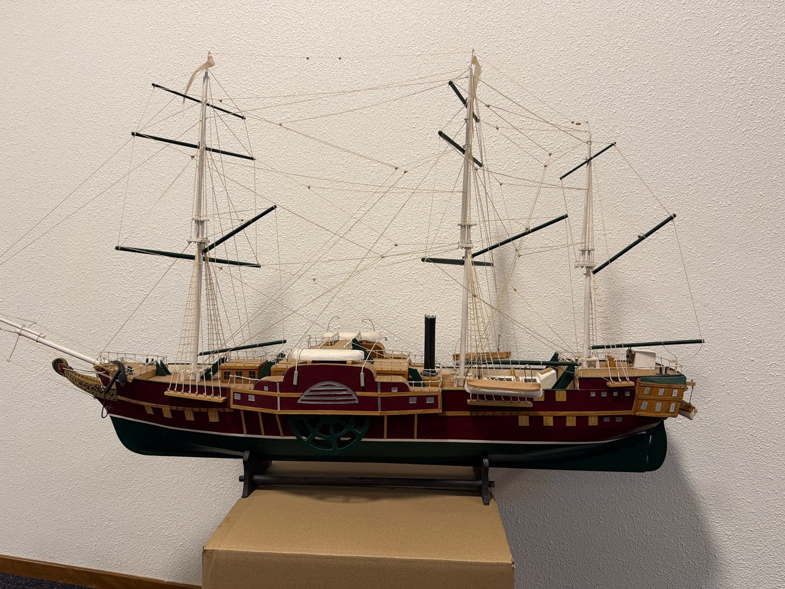 Modelboot L 'Orenoque, Ophalen, Groter dan 1:32, Overige merken