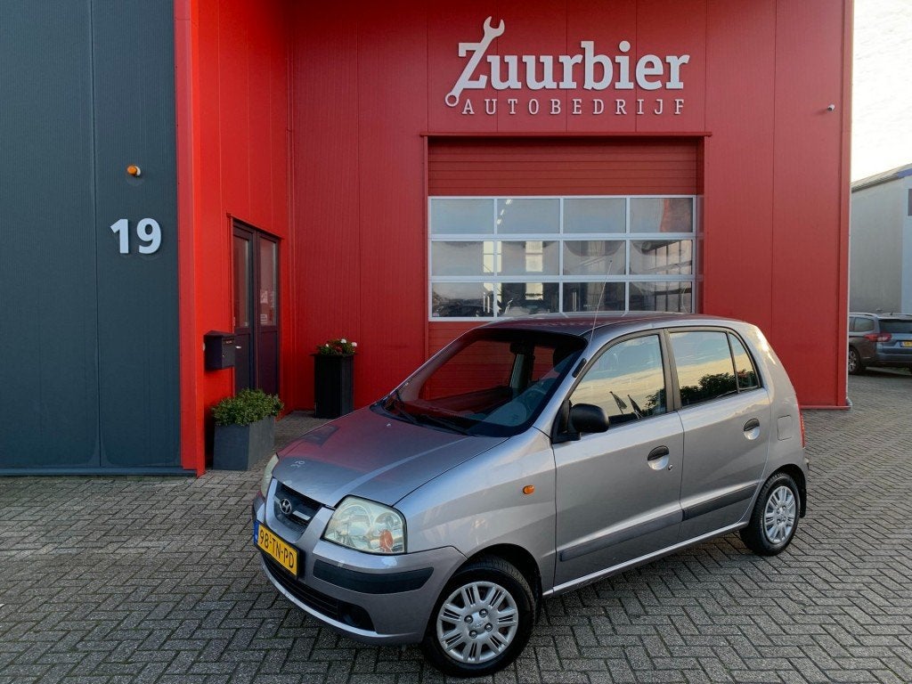 Hyundai ATOS 1.1i Active Cool APK tot 11-27! Airconditioning, Auto's, Voorwielaandrijving, 31 €/maand, 4 cilinders, Origineel Nederlands
