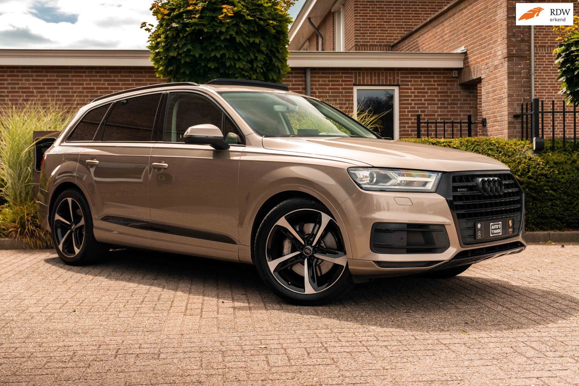 Audi Q7 3.0 TFSI Quattro Pro Line S 333 PK Luchtvering Pano, Auto's, Audi, Gebruikt, 2995 cc, Bruin, 120 €/maand