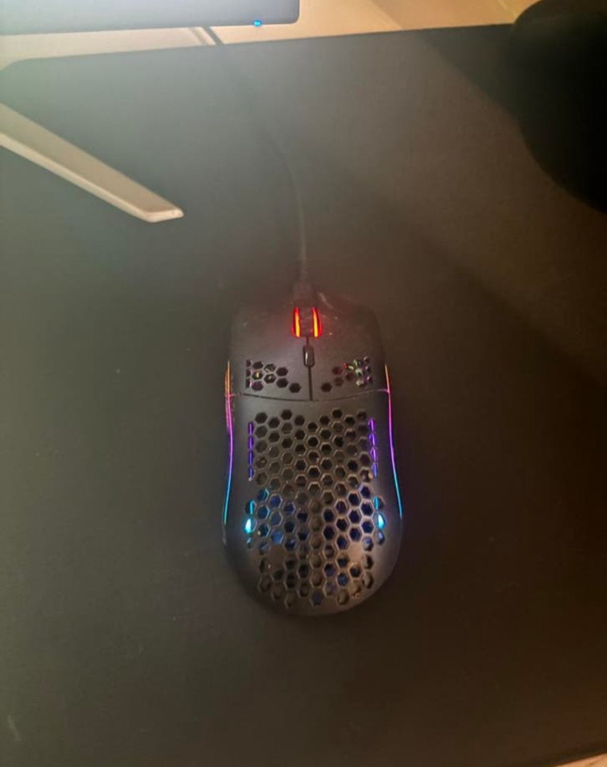Glorious Model O Gaming Muis - wireless, RGB, Lichtgewicht, Computers en Software, Muizen, Gebruikt, Muis, Rechtshandig, Bedraad