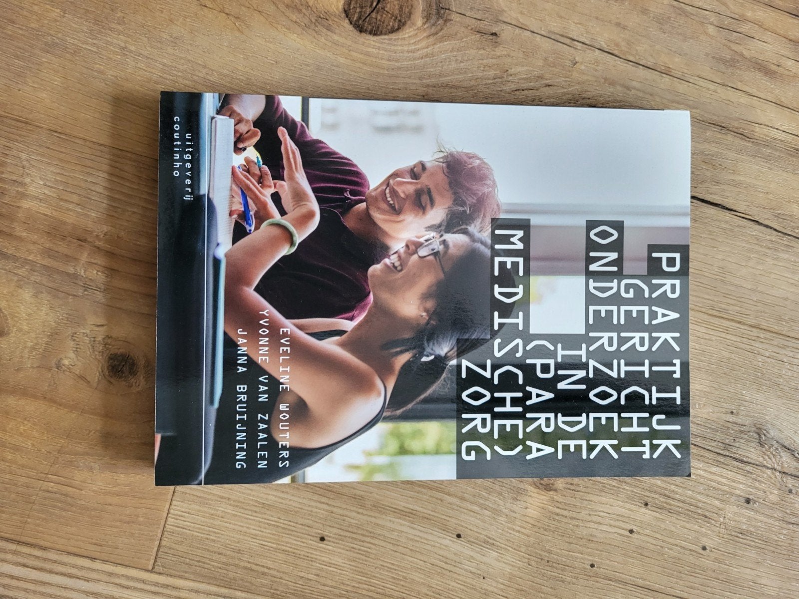Praktijkgericht onderzoek in de (paramedische) zorg, Boeken, Ophalen of Verzenden, Zo goed als nieuw, Eveline Wouters; Yvonne van Zaalen; Janna Bruijning