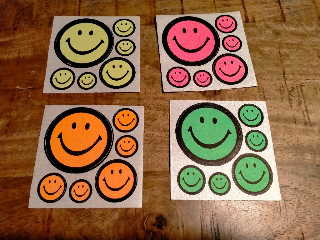 Smiley vintage gezicht logo stickers RARE Smile stickervel, Verzamelen, Ophalen of Verzenden, Zo goed als nieuw, Overige typen