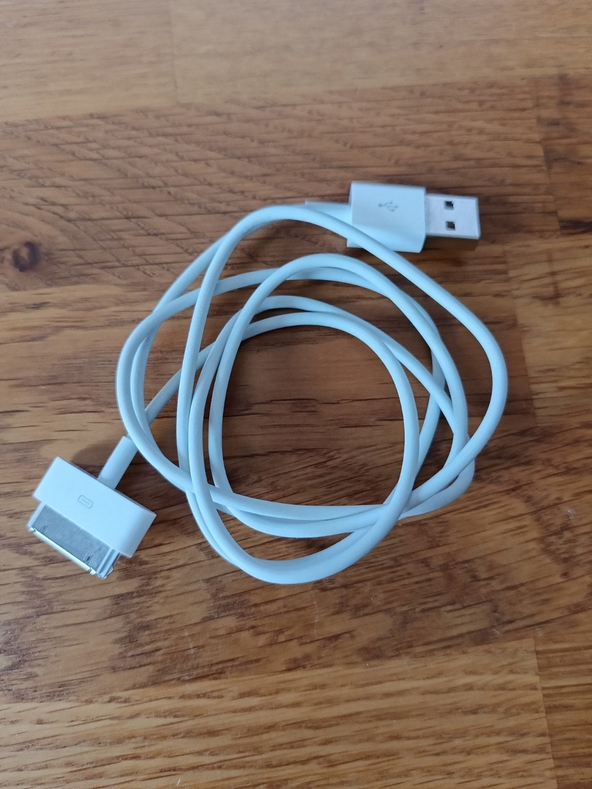 Apple 30-pins naar USB-kabel (wit), Ophalen of Verzenden, Gebruikt, Minder dan 2 meter, Overige kabels