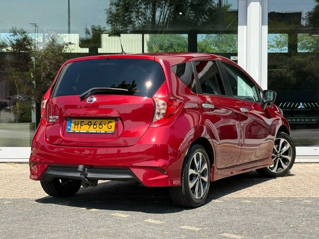 Nissan Note 1.2 80pk N-TEC | Trekhaak | Navigatie | Camera |, Auto's, Nissan, Euro 5, Stof, Zwart, Parkeersensor