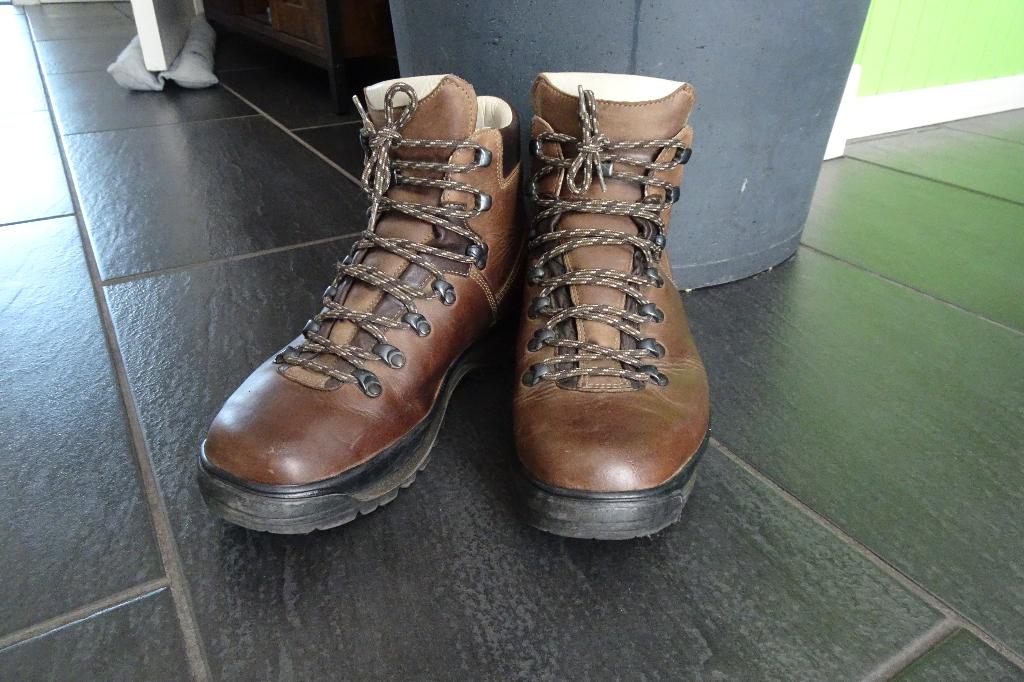 heren bergschoenen van Stadler maat 9 (43), Ophalen, Zo goed als nieuw, Schoenen