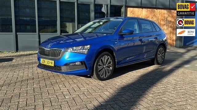Skoda SCALA 1.0 TSI Active stoel/stuur verwarming , pdc , ca, Auto's, Skoda, Scala, Gebruikt, Euro 6, 95 pk