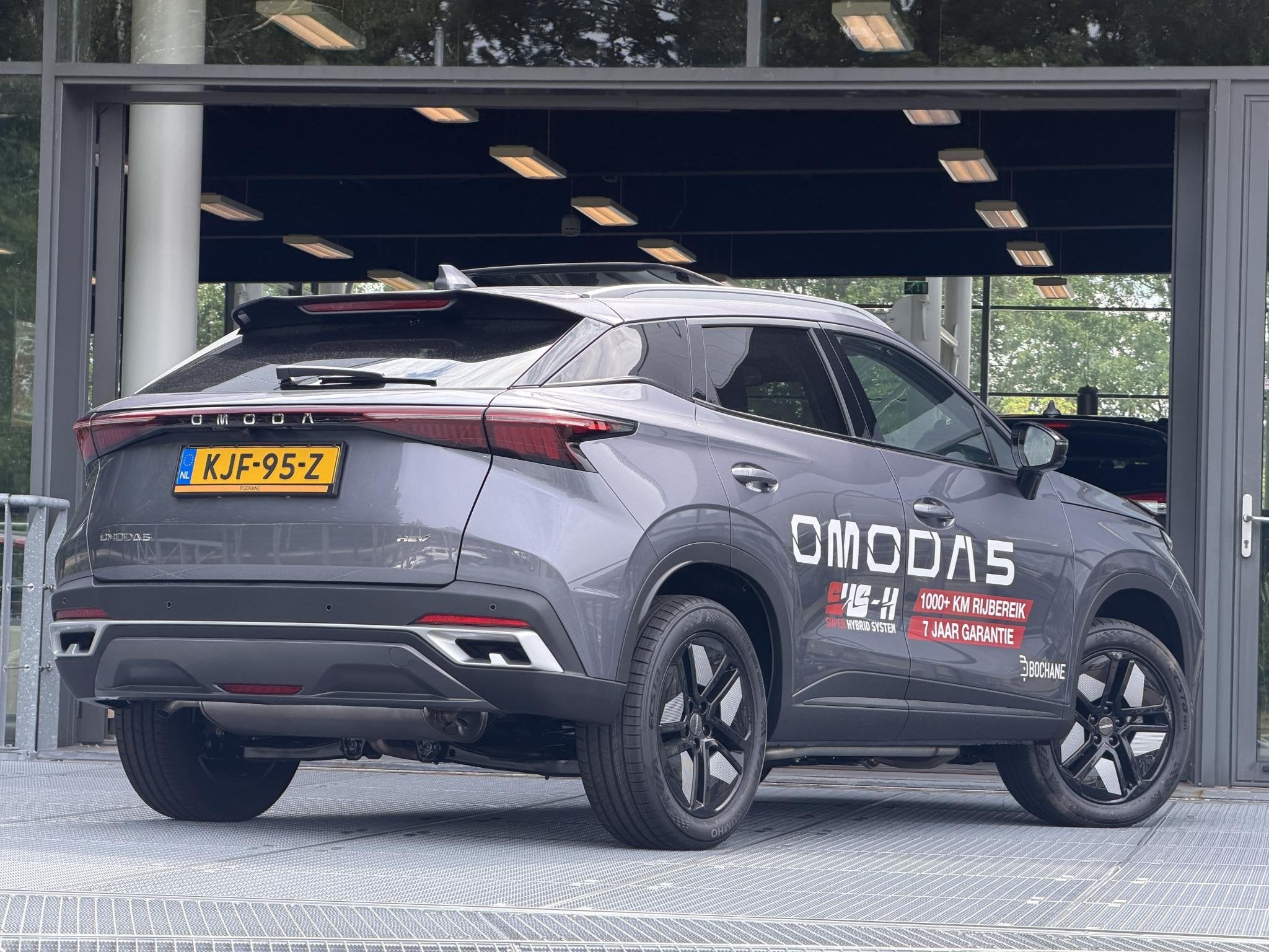 Omoda 5 1.6 T-GDi SHS-H Premium | DEMONSTRATIEAUTO, Auto's, 4 cilinders, 2 kWh, Leder en Stof, Origineel Nederlands