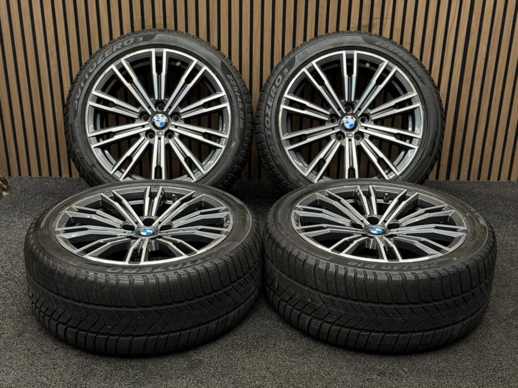 Originele 18 inch BMW 3 Serie G20 G21 790M Breedset Pirelli, Auto-onderdelen, Banden en Velgen, Ophalen, 18 inch, ., Banden en Velgen