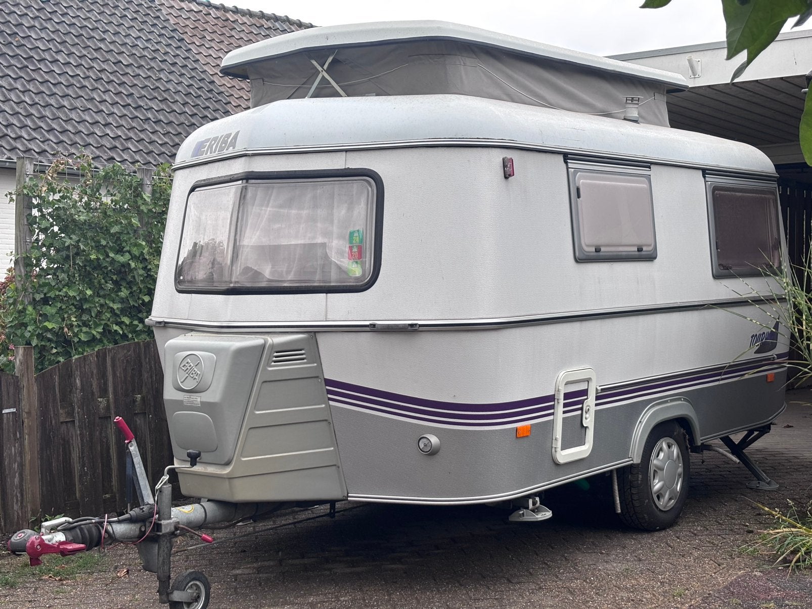 Eriba Touring Triton A bouwjaar 1994, Caravans en Kamperen, Standaardzit, Omvormbare zithoek, Tot en met 3, Particulier