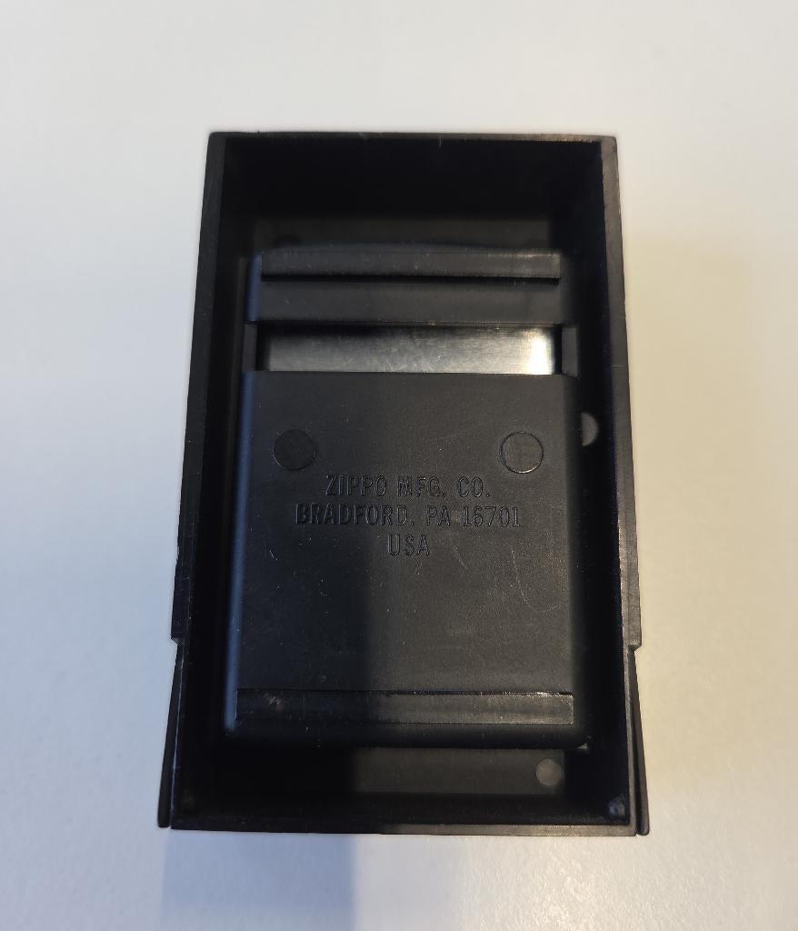 Zippo Nederlandse Korps Mariniers, Verzamelen, Overige typen, Ophalen of Verzenden, X, Marine