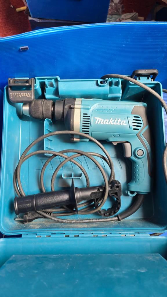 Makita HP1631 Klopboormachine - Zo goed als nieuw, Boormachine, 600 watt of meer, Ophalen of Verzenden, Zo goed als nieuw