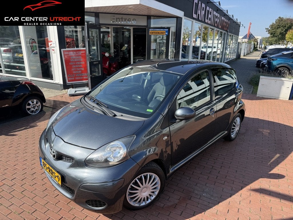 Toyota Aygo 1.0-12V Comfort Navi airco automaat (bj 2011), Automaat, Euro 5, Metallic lak, Gebruikt