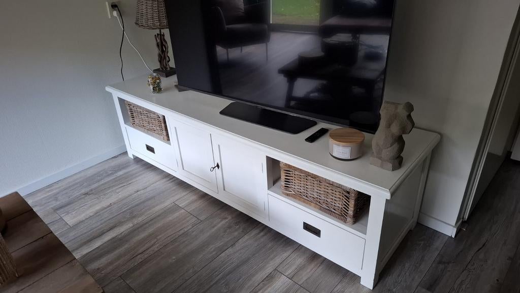 Mooi tv-meubel!, Huis en Inrichting, Kasten | Televisiemeubels, Gebruikt, 150 tot 200 cm, Ophalen of Verzenden, Minder dan 100 cm