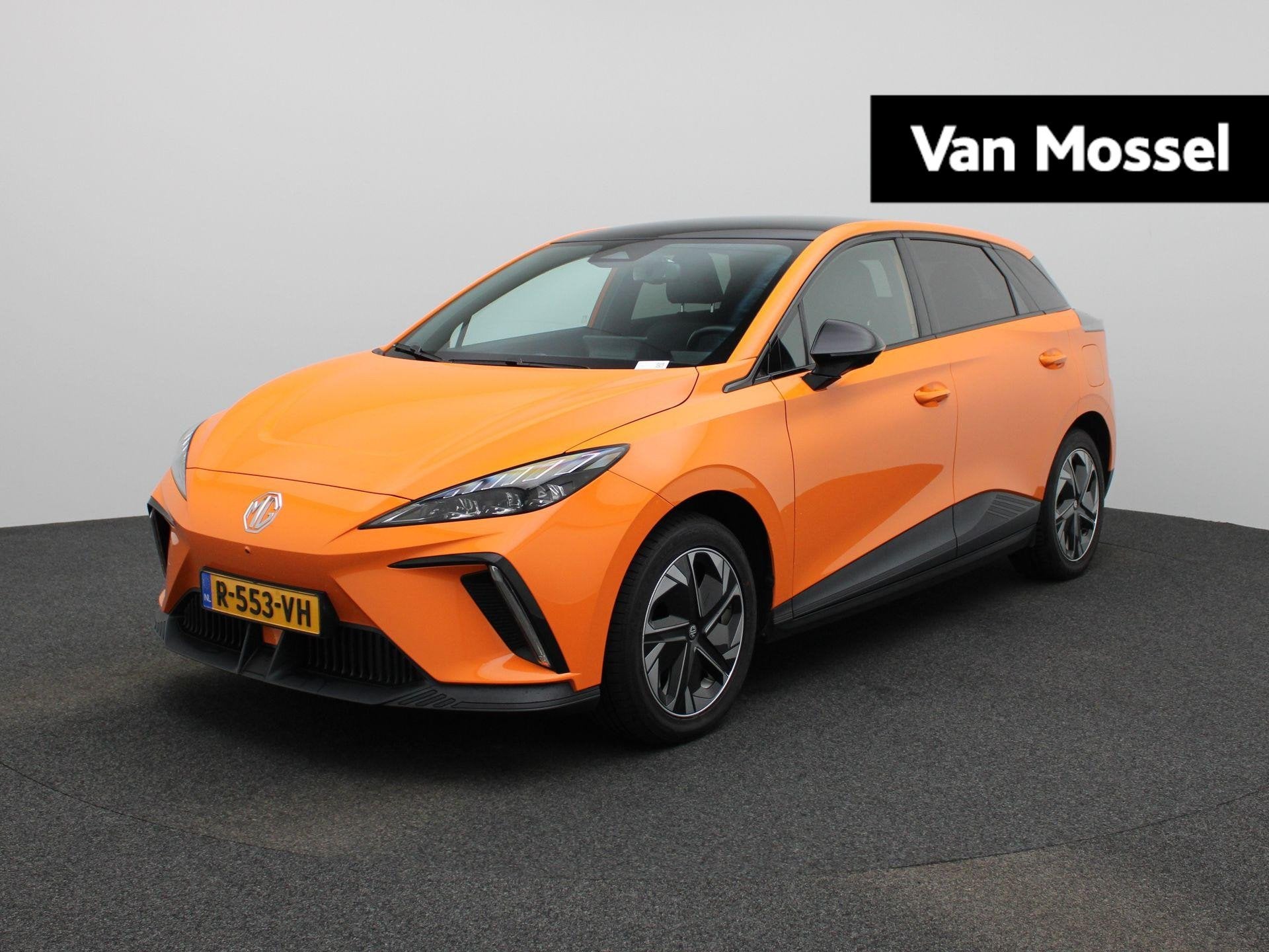 MG MG4 Electric Luxury 64 kWh | STUURVERWARMING | STOELVERWA