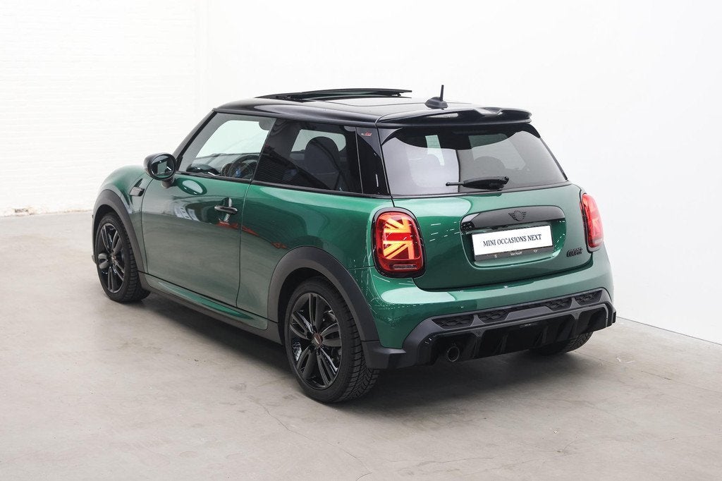 MINI Hatchback Cooper Rockingham GT JCW Automaat / Panoramad, Auto's, Mini, 136 pk, Gebruikt, Met garantie (alle), 4 stoelen