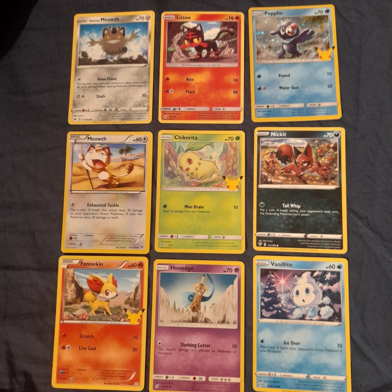 9 Pokémon kaarten - Meowth, Litten, Popplio, Chikorita, etc., Ophalen of Verzenden, Zo goed als nieuw, Meerdere kaarten