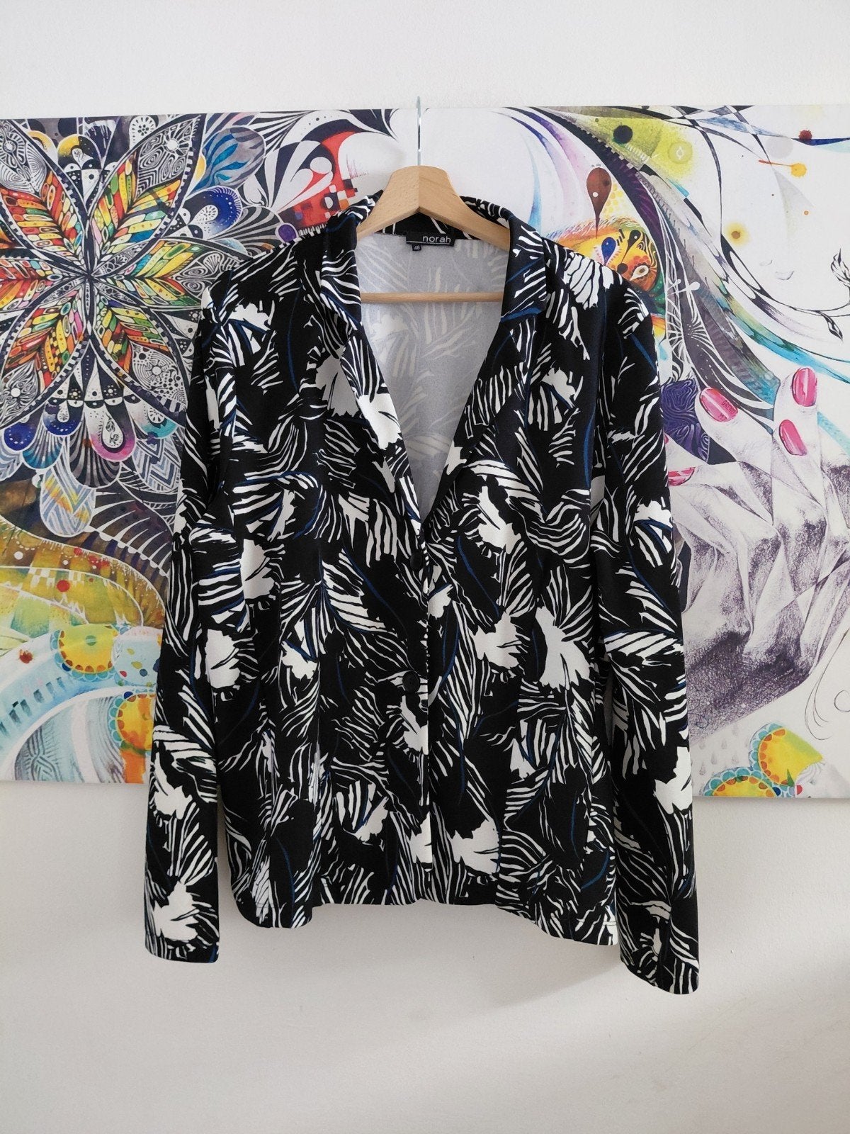 Mooie Norah blazer maat 46 met bladprint, Zwart, Maat 46/48 (XL) of groter, Ophalen of Verzenden, Zo goed als nieuw