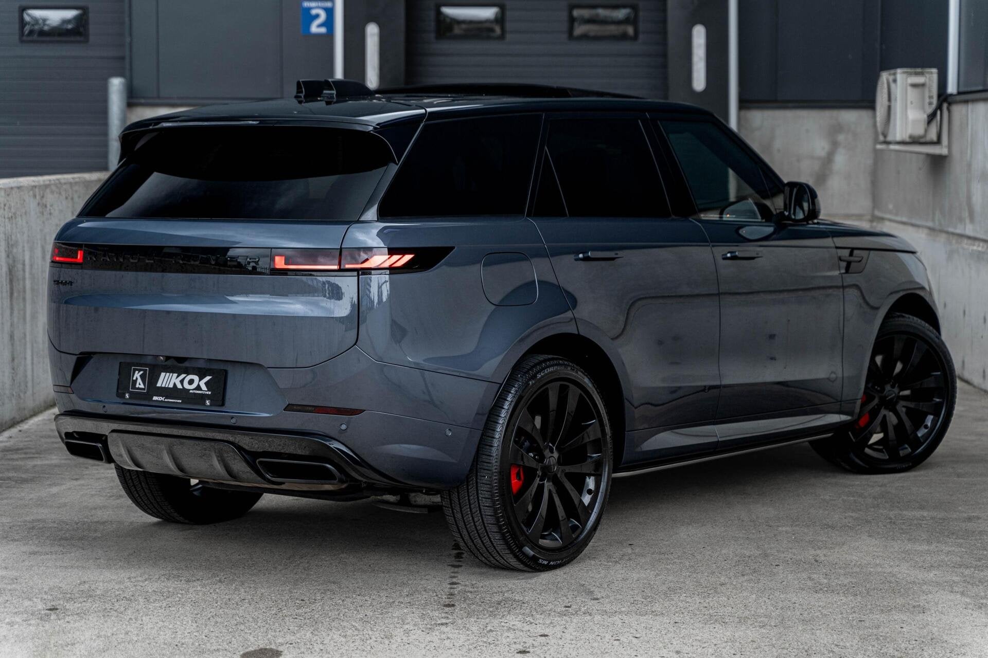 Range Rover Sport 3.0 P460e | 2024 | HSE Dynamic |Black Pack, Automaat, Blauw, 3000 kg, 2996 cc