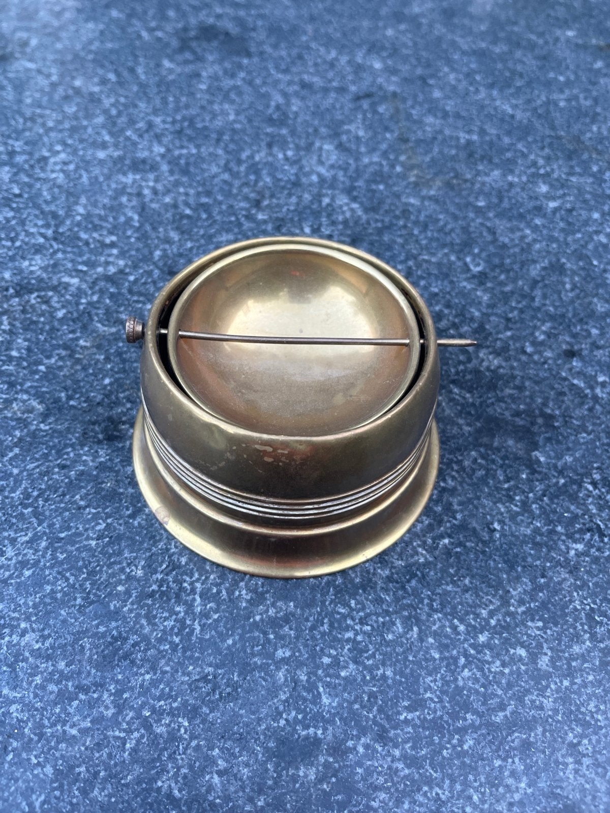 Antieke messing inktpot met glazen inzetstuk, Antiek en Kunst, Antiek | Koper en Brons, Ophalen of Verzenden, Koper