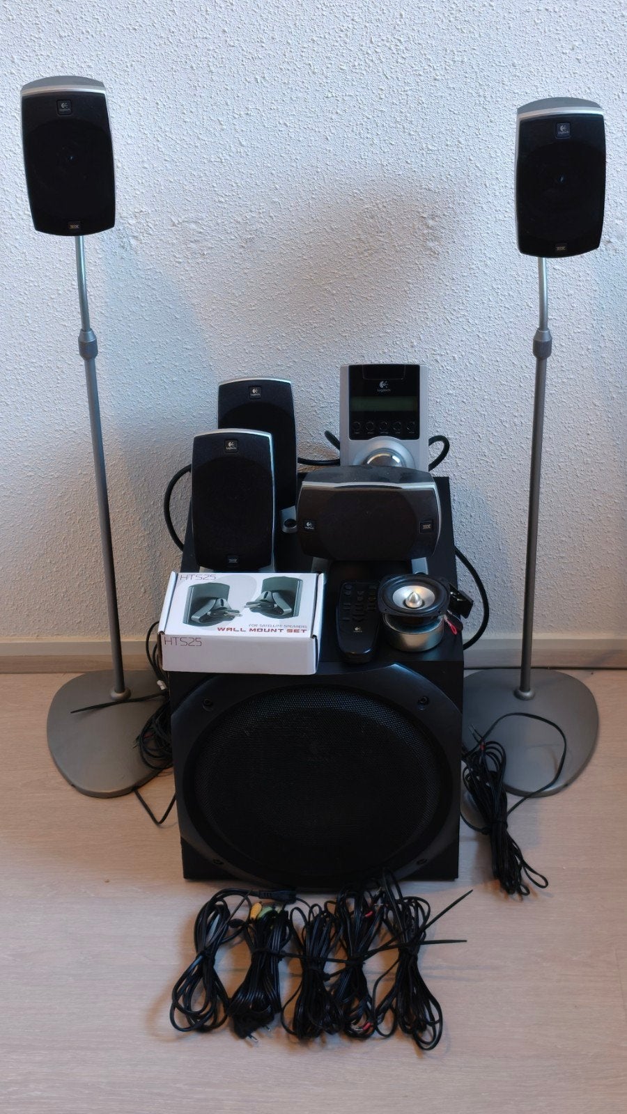 Logitech Z-5500 + Audizio HTS25 en staanders, Overige merken, Gebruikt, 70 watt of meer, Ophalen of Verzenden