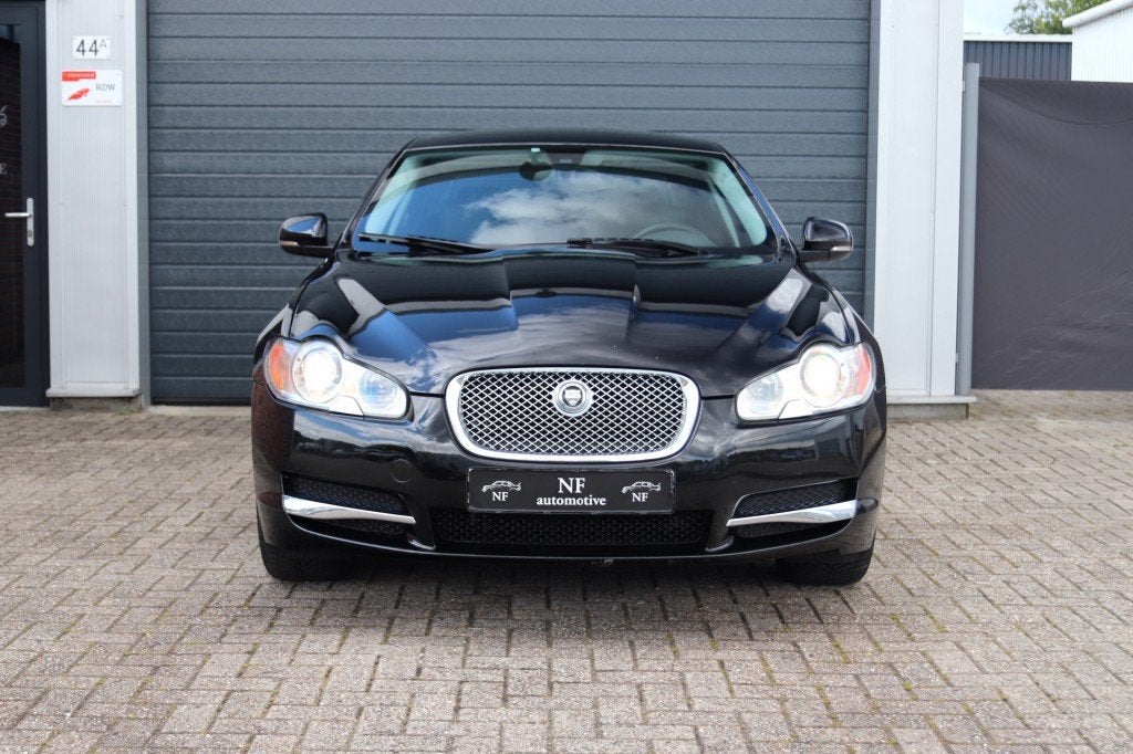 Jaguar XF XF X250 3.0 V6 Luxury - NL auto - Historie!, Auto's, Automaat, 238 pk, Achterwielaandrijving, 1850 kg