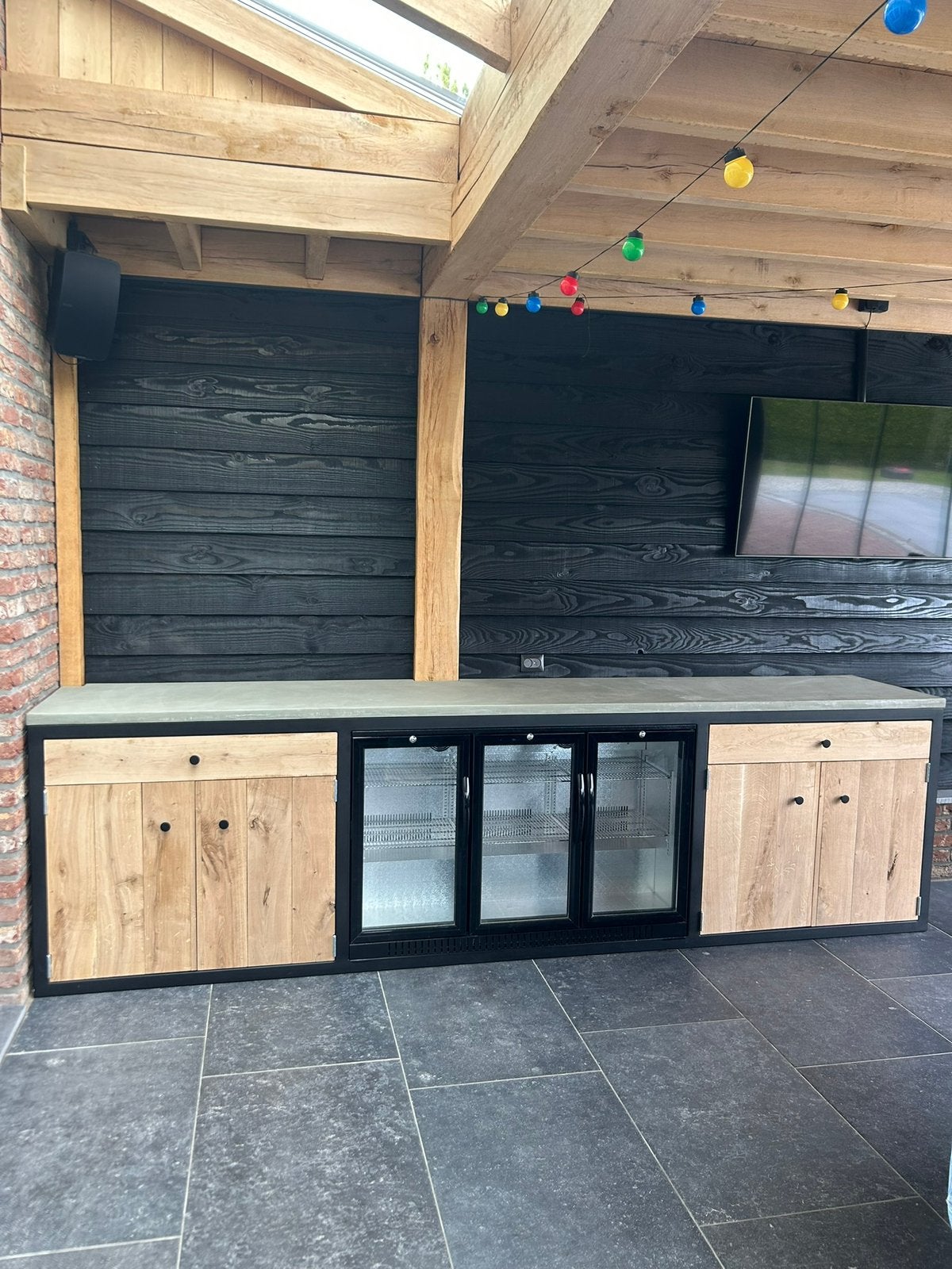 Buitenkeuken, Ophalen, Nieuw