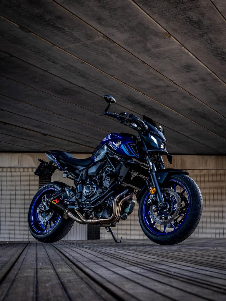 Yamaha MT07 2024 full option, Ophalen
