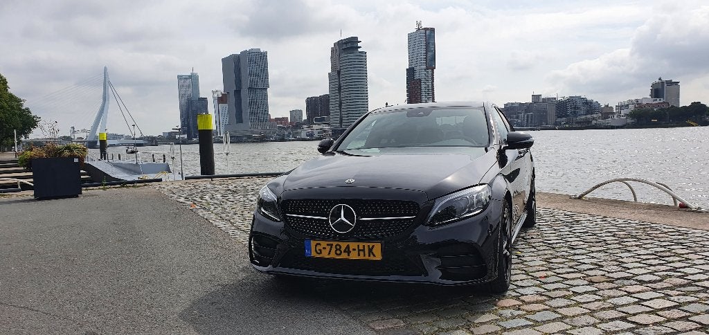 Mercedes-Benz C-Klasse C180 156pk 9G-TRONIC 2019 Zwart, Auto's, Dealer onderhouden, 1800 kg, Zwart, Alcantara