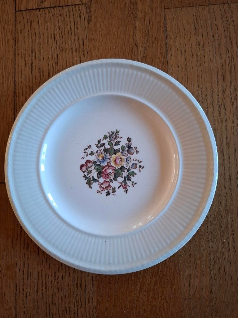 Wedgwood Conway bordje 13 cm en 16 cm, Ophalen of Verzenden
