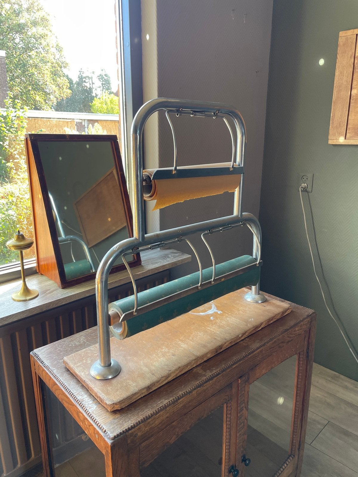Inpakpapier rol houder antiek vintage dubbel, Ophalen