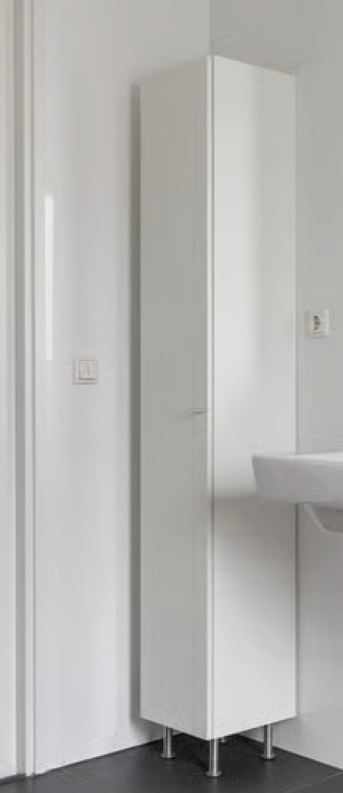 Ikea hoogglans hoge badkamerkast als nieuw, Ophalen, (Half)hoge kast, Minder dan 50 cm, Zo goed als nieuw