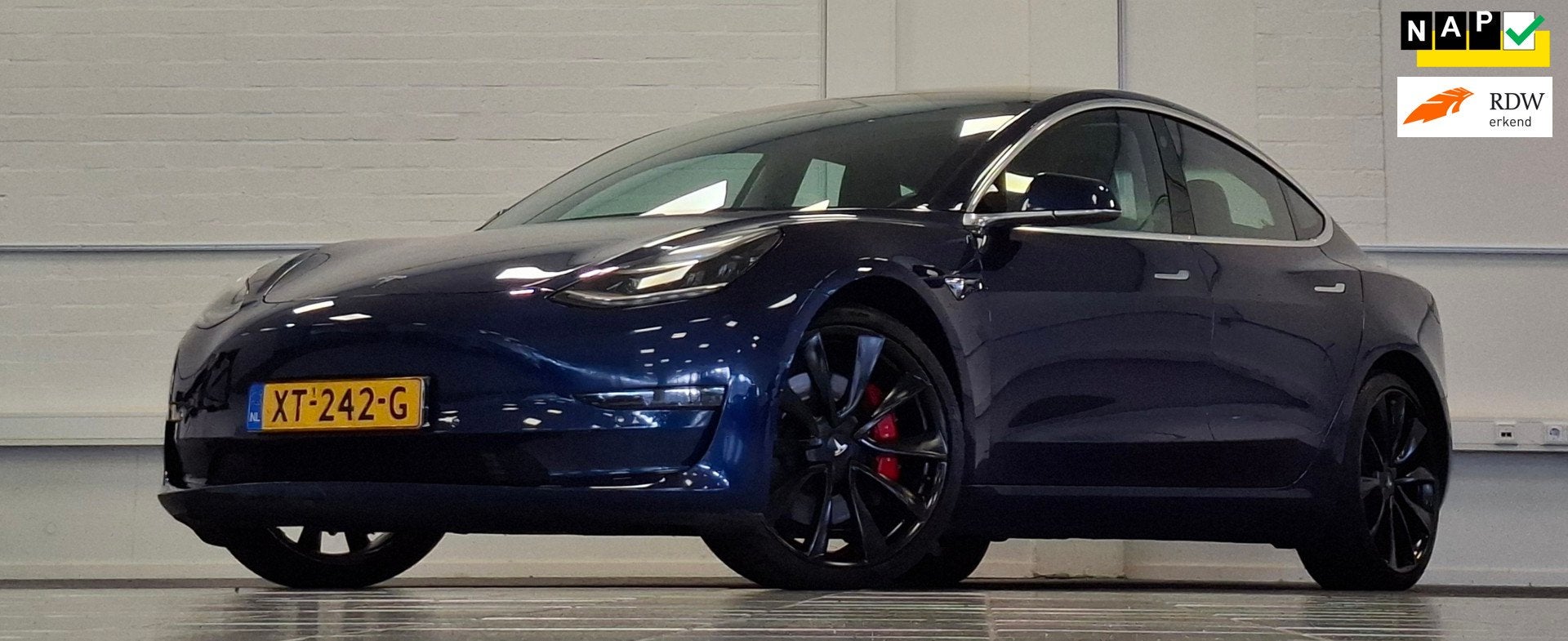 Tesla Model 3 Performance AWD 75 kWh 463PK SOH 83,9% Garanti, Auto's, Automaat, Blauw, 463 pk, 1249 min