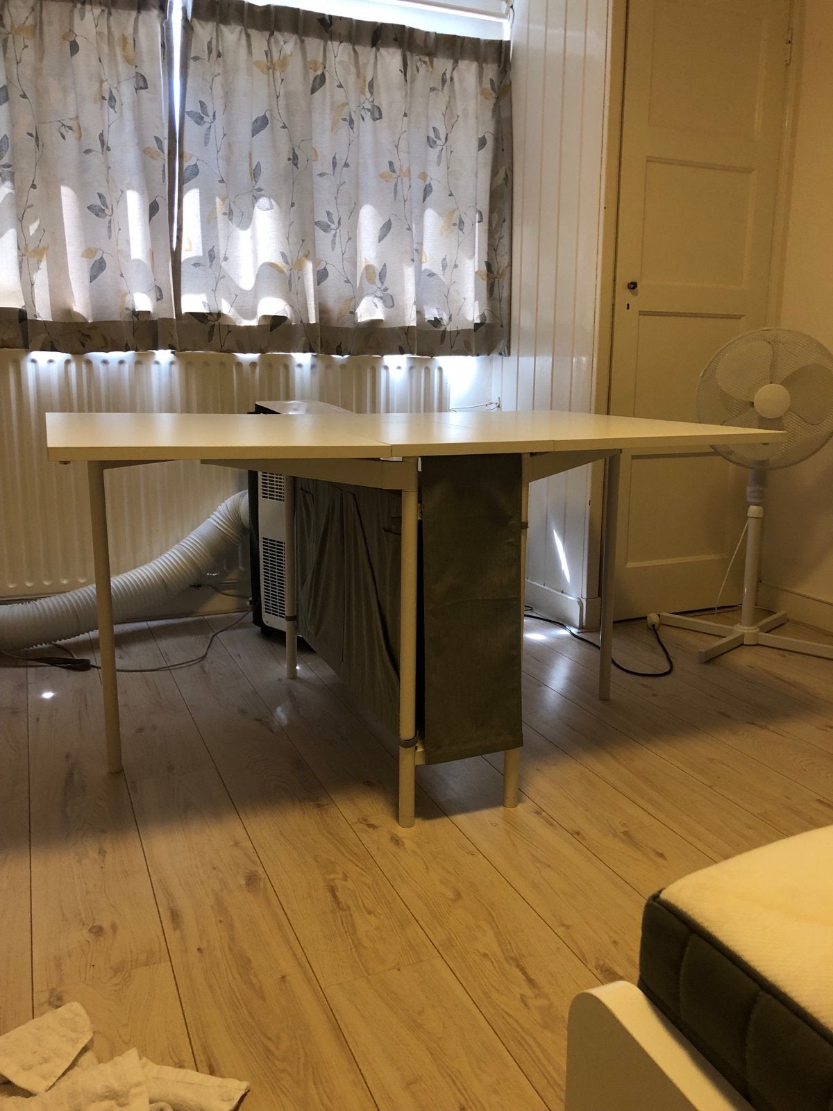 Ikea Kallhäl klaptafel - Eettafel / Bureau, Huis en Inrichting, Tafels | Eettafels, Gebruikt, 50 tot 100 cm, 100 tot 150 cm, Vier personen