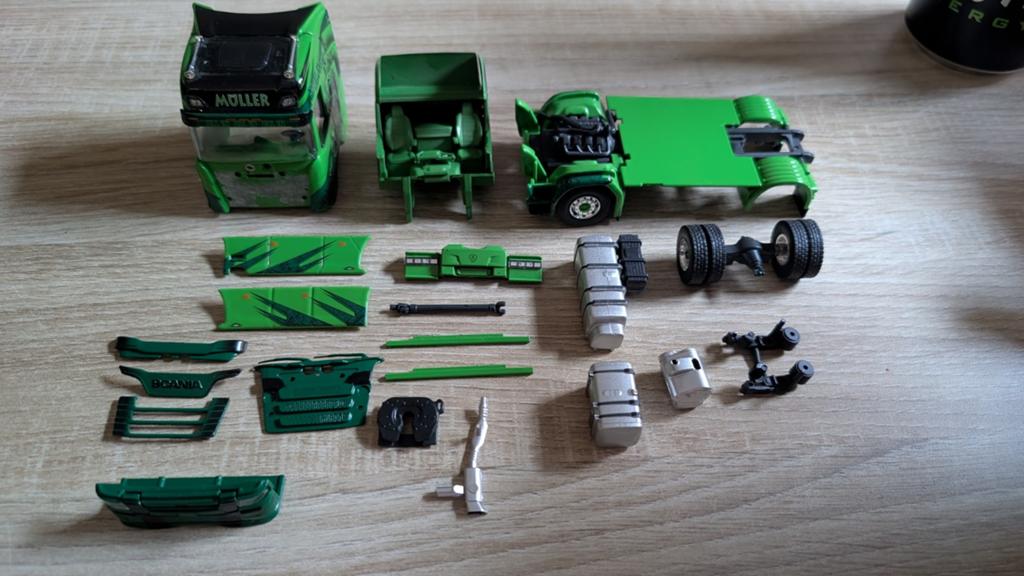 Tekno müller Royal flush trekker in onderdelen, Hobby en Vrije tijd, Ophalen of Verzenden, Zo goed als nieuw, Bus of Vrachtwagen